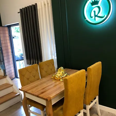 Rent 5 Rolandi Pogradec