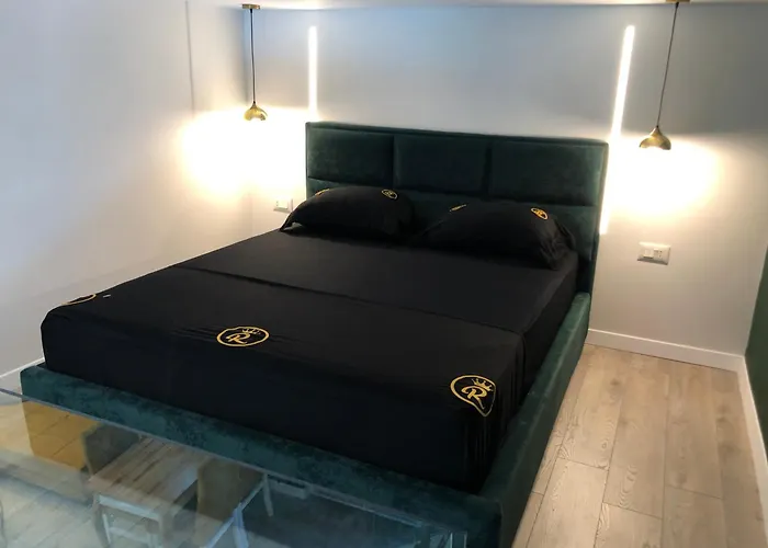 Rent 5 Rolandi شقة *